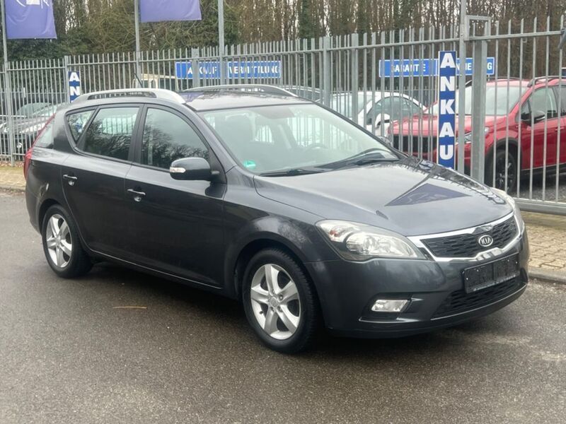 Grau Gebraucht 2011 Kia Ceed Kleinwagen | 4.550 € (Guter Preis) - Bild 1/4