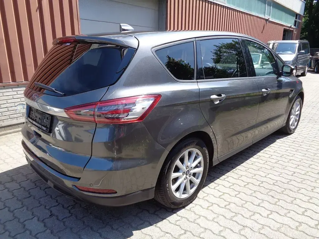 Gebraucht Ford S-MAX Trend 150 PS (110 kW) 2022 Grau Van / Kleinbus
