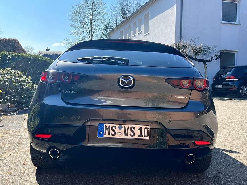 Używany Mazda 3 Selection 179 KM (131 kW) 2019 Sedan/Limuzyna