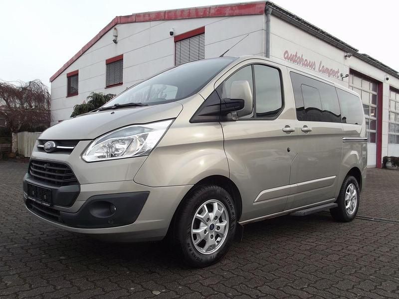 Silber Gebraucht 2014 Ford Tourneo Titanium Van / Kleinbus | 18.500 € (Fairer Preis) - Bild 1/4