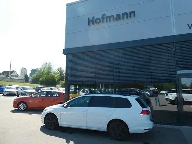 Gebraucht VW Golf VII Comfortline 110 PS (80 kW) 2016 Weiß Kombi
