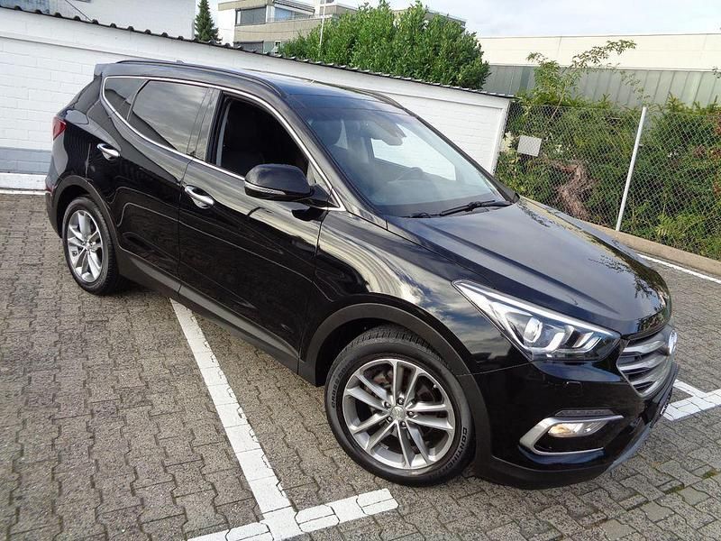 Schwarz Gebraucht 2016 Hyundai Santa Fe SUV | 12.690 € (Fairer Preis) - Bild 1/4
