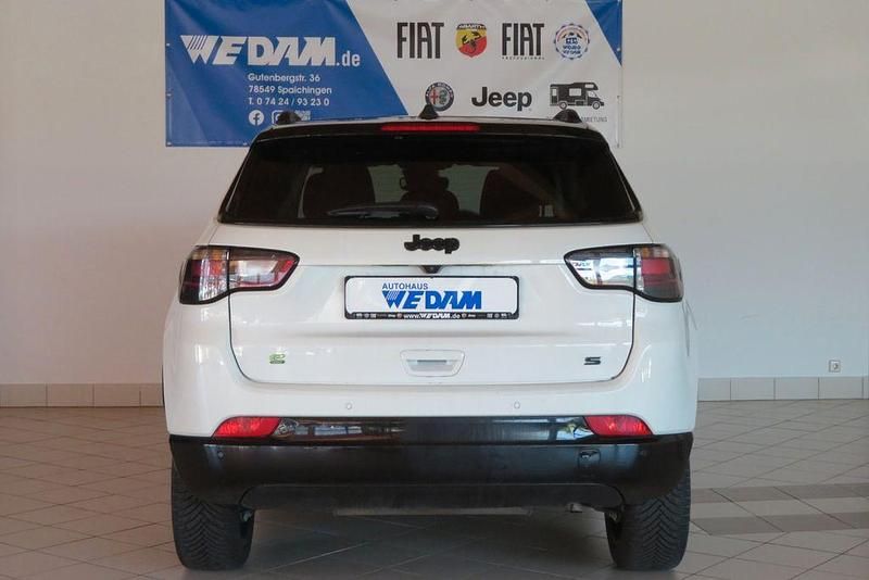Second-hand Jeep Compass 131 CP (96 kW) 2023 Alb SUV