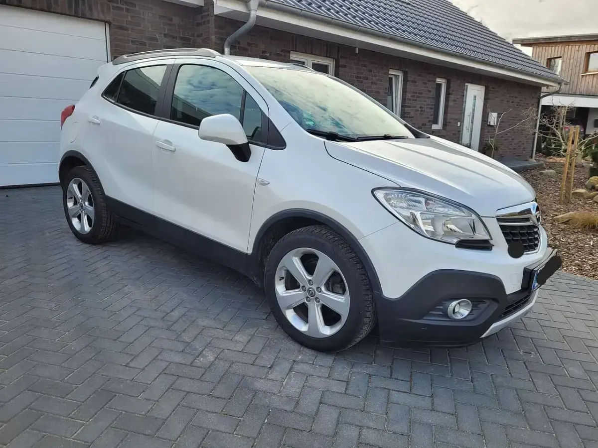 Gebraucht Opel Mokka Edition 140 PS (102 kW) 2012 Weiß SUV