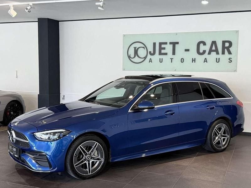 Blau Gebraucht 2022 Mercedes C300e AMG line Kombi | 34.900 € (Guter Preis) - Bild 1/4