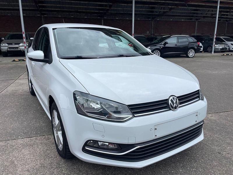 Gebraucht VW Polo Comfortline 60 PS (44 kW) 2017 Weiß Kleinwagen