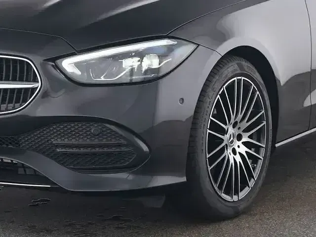Gebraucht Mercedes C180 Avantgarde 170 PS (125 kW) 2025 Lack graphitgrau Kombi