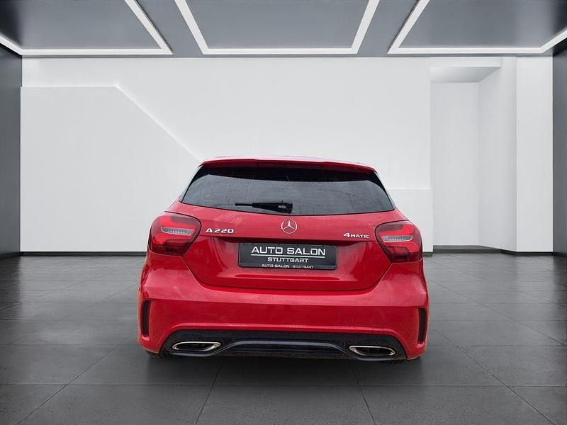 Gebraucht Mercedes A220 AMG 184 PS (135 kW) 2016 Rot Limousine