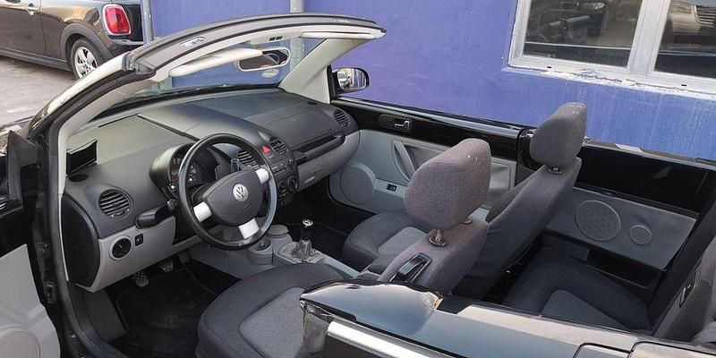 Gebraucht VW New Beetle 102 PS (75 kW) 2005 Schwarz Kleinwagen