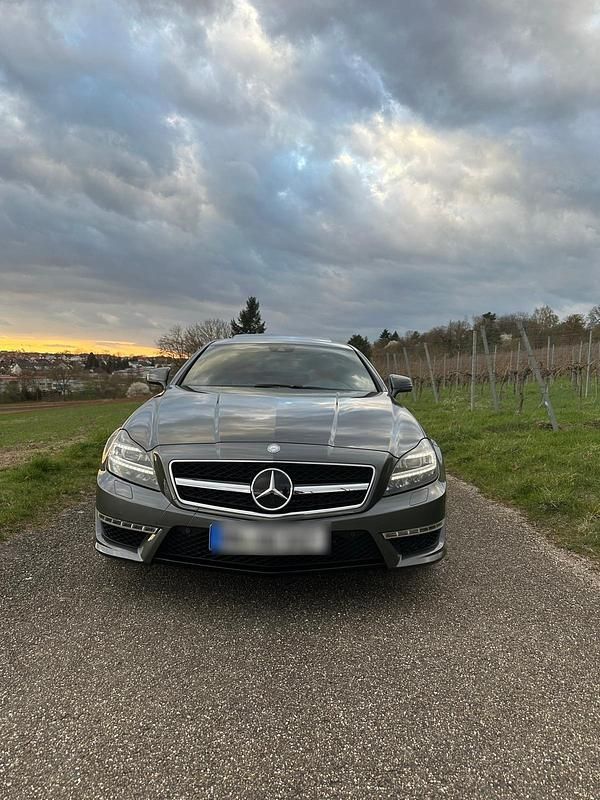Gebraucht Mercedes CLS63 AMG AMG 525 PS (386 kW) 2012 Grau Coupé