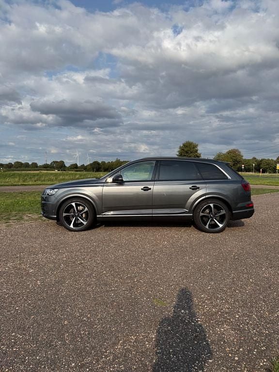 Gebraucht 2019 Audi Q7 S-Line SUV | 49.200 € (Fairer Preis) - Bild 1/4