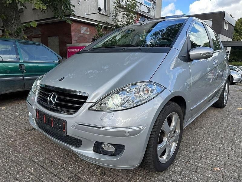 Silber Gebraucht 2005 Mercedes A170 Avantgarde Van / Kleinbus | 4.749 € (Guter Preis) - Bild 1/4