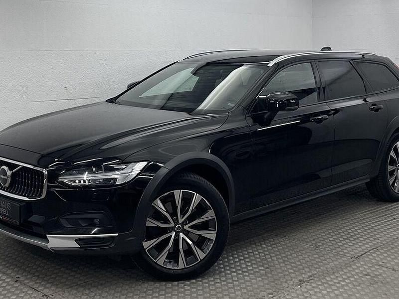 Black solid stone Gebraucht 2022 Volvo V90 CC Kombi | 32.900 € (Fairer Preis) - Bild 1/4