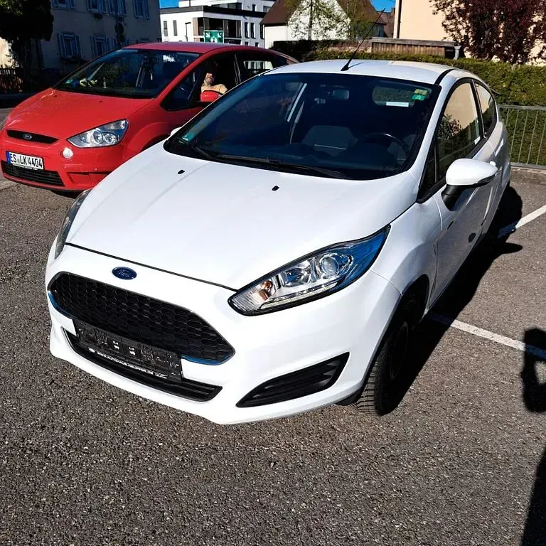 Gebraucht Ford Fiesta Titanium 82 PS (60 kW) 2017 Weiß Kleinwagen
