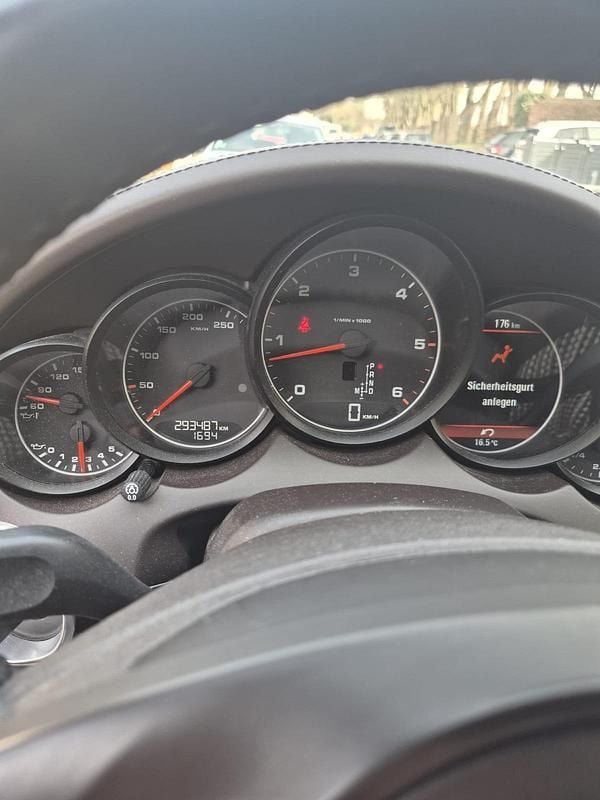 Gebraucht Porsche Cayenne 245 PS (180 kW) 2011 Weiß SUV