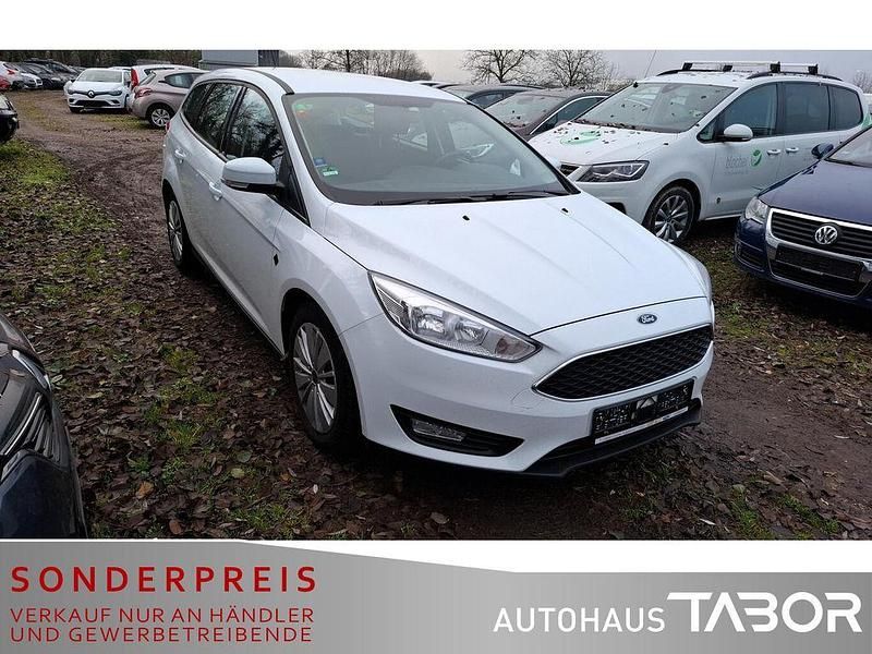 Gebraucht Ford Focus 95 PS (69 kW) 2018 Frozen white Kombi