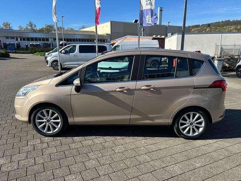 Second-hand Ford B-MAX Titanium 105 CP (77 kW) 2017 Bej Monovolum