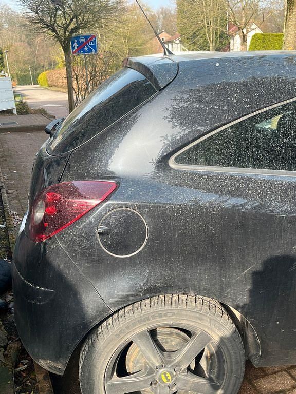 Gebraucht Opel Corsa Edition 87 PS (63 kW) 2011 Schwarz Kleinwagen