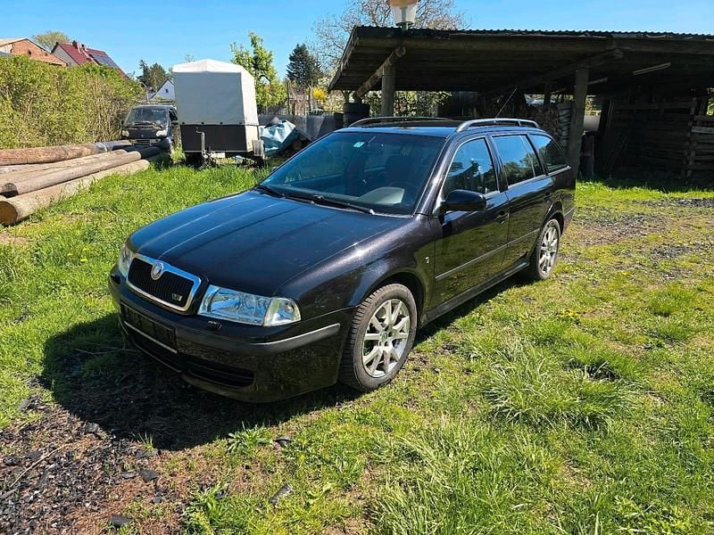Gebraucht 2003 Skoda Octavia RS Kombi | 3.000 € (Fairer Preis) - Bild 1/4