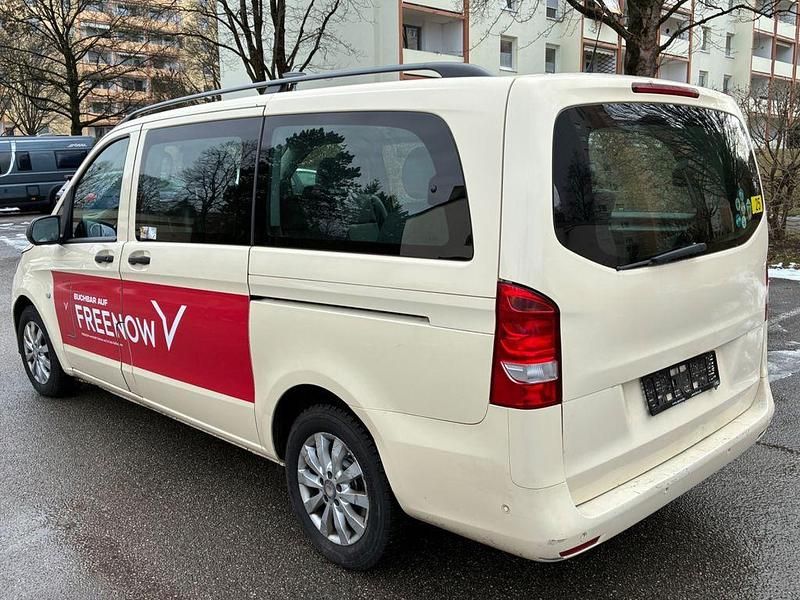 Gebraucht Mercedes Vito 163 PS (119 kW) 2016 Beige Van