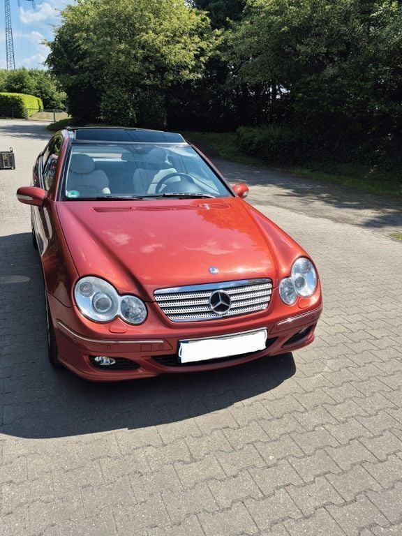 Orange Gebraucht 2006 Mercedes CLC180 Kleinwagen | 3.850 € (Guter Preis) - Bild 1/4