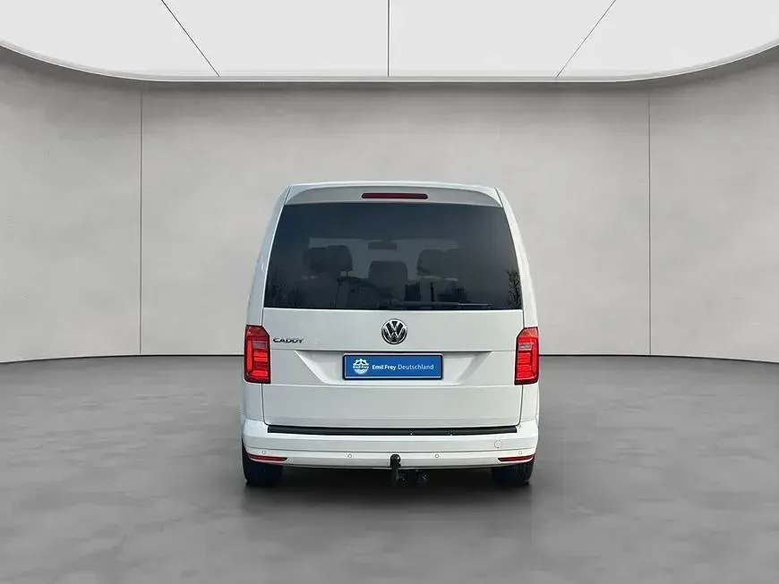 Gebraucht VW Caddy Trendline 131 PS (96 kW) 2019 Weiß Van / Kleinbus