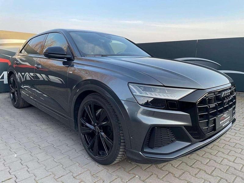 Gebraucht Audi Q8 Ambiente 286 PS (210 kW) 2019 Daytonagrau perleffekt SUV