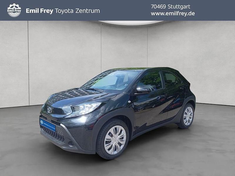 Schwarz Neu 2025 Toyota Aygo X Business Edition SUV | 19.490 € - Bild 1/4