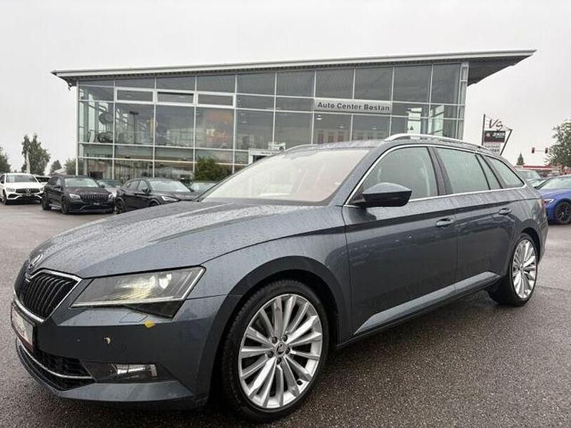 Gebraucht Skoda Superb Style 280 PS (205 kW) 2018 Grau Kombi