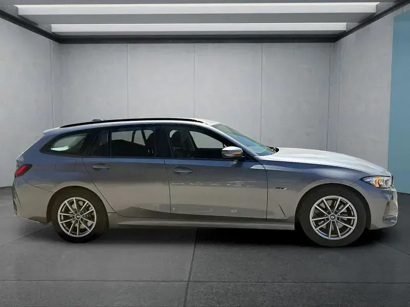 Second-hand BMW 330e 184 CP (135 kW) 2023 Andere Break