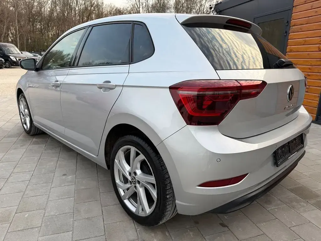 Gebraucht VW Polo Style 95 PS (69 kW) 2022 Silber Kleinwagen