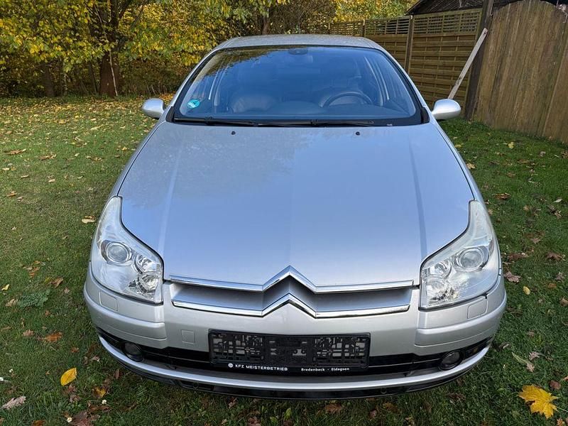 Grau Gebraucht 2005 Citroën C5 Exclusive Limousine | 3.899 € (Guter Preis) - Bild 1/4