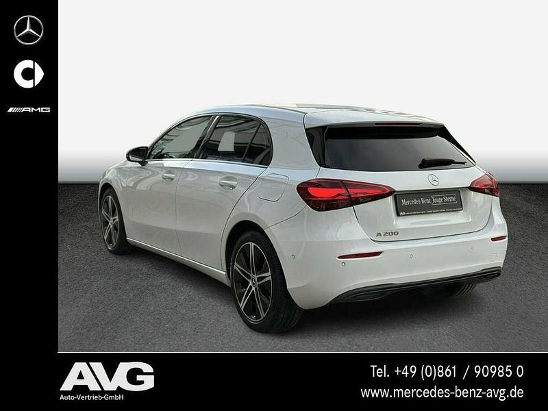 Gebraucht Mercedes A200 Progressive 163 PS (119 kW) 2024 Weiß Limousine