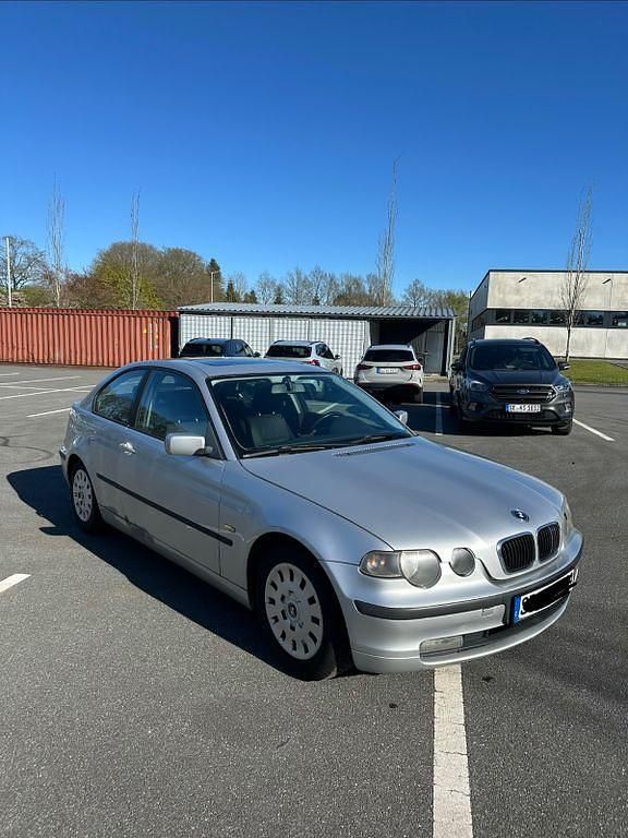 Usado BMW 316 116 HP (85 kW) 2001 Prateado Sedan
