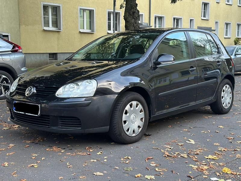 Schwarz Gebraucht 2005 VW Golf V Limousine | 899 € (Superpreis) - Bild 1/4