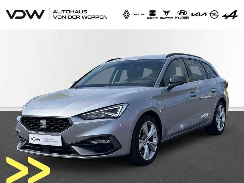 Silber Gebraucht 2023 Seat Leon ST 4Drive Kombi | 26.666 € (Fairer Preis) - Bild 1/4