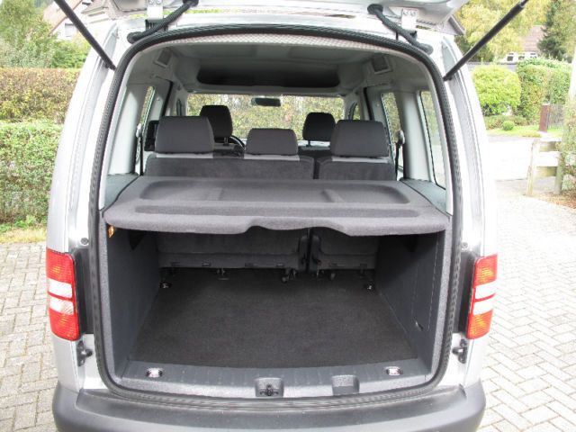 Gebraucht VW Caddy 102 PS (75 kW) 2012 Silber metallic Van / Kleinbus