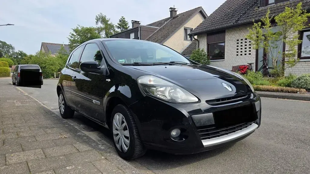 Gebraucht Renault Clio IV 75 PS (55 kW) 2012 Schwarz Limousine