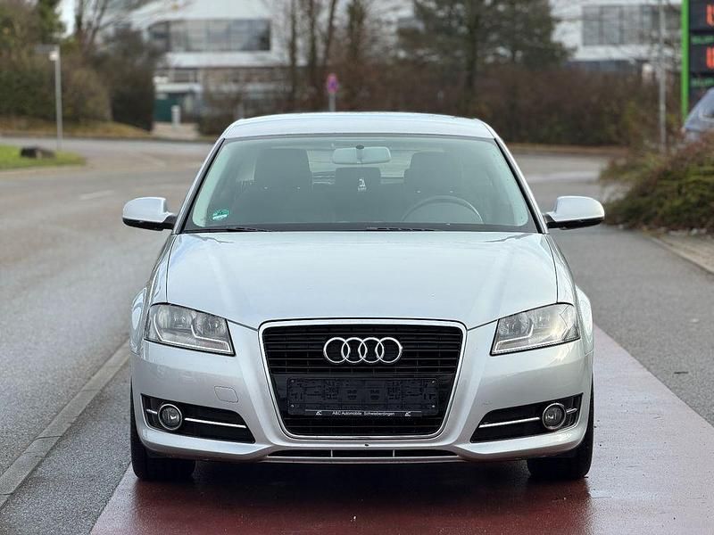 Gebraucht Audi A3 Ambition 125 PS (91 kW) 2010 Silber Limousine