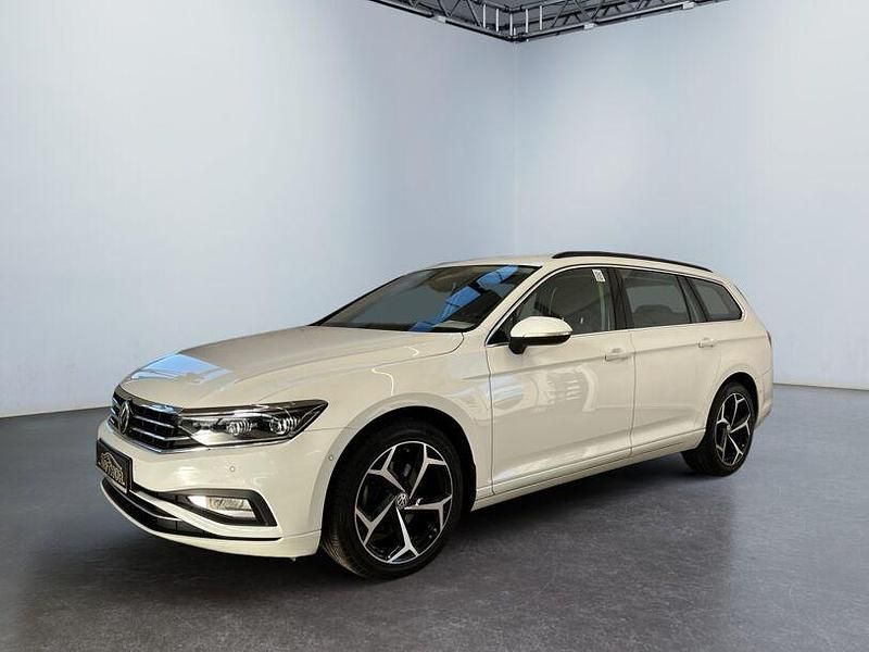Gebraucht VW Passat Business 190 PS (139 kW) 2019 Pure white Kombi