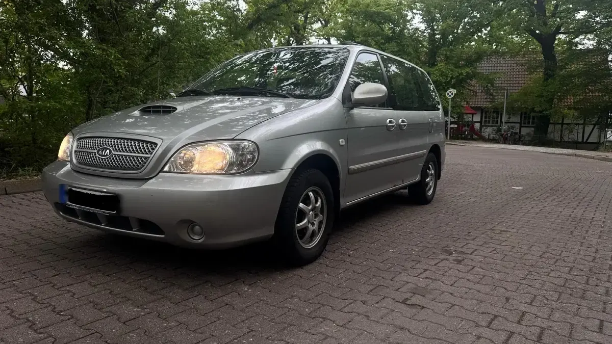 Brugt Kia Carnival 2005 Sølv MPV