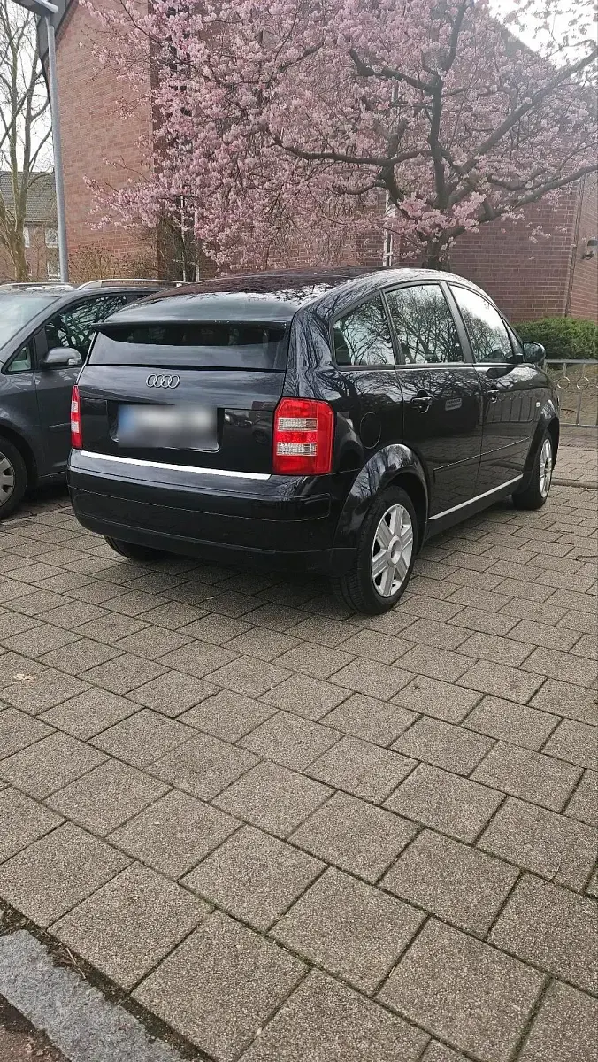 Second-hand Audi A2 95 CP (69 kW) 2004 Negru Hatchback