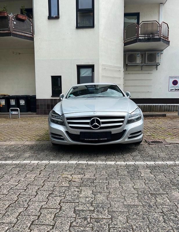 Gebraucht Mercedes CLS350 AMG 265 PS (194 kW) 2011 Silber Coupé