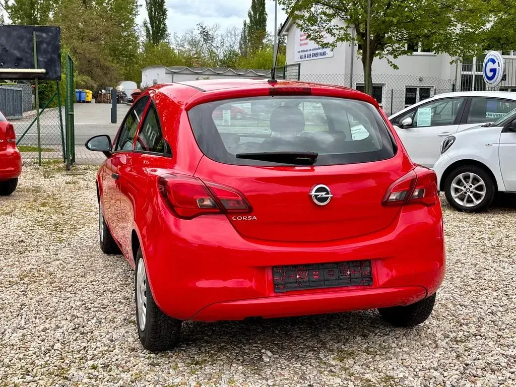 Używany Opel Corsa Selection 69 KM (50 kW) 2017 Czerwony Hatchback