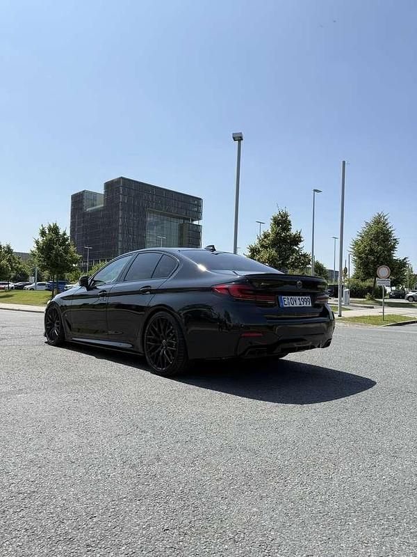 Gebraucht BMW M550 Performance 530 PS (389 kW) 2021 Schwarz Limousine