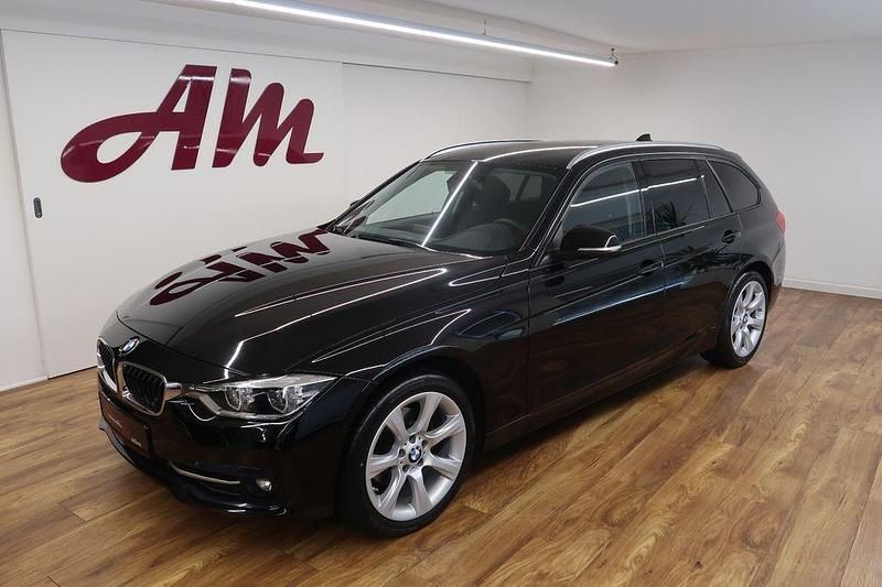Schwarz Gebraucht 2019 BMW 320 Sport Line Kombi | 22.800 € (Guter Preis) - Bild 1/4