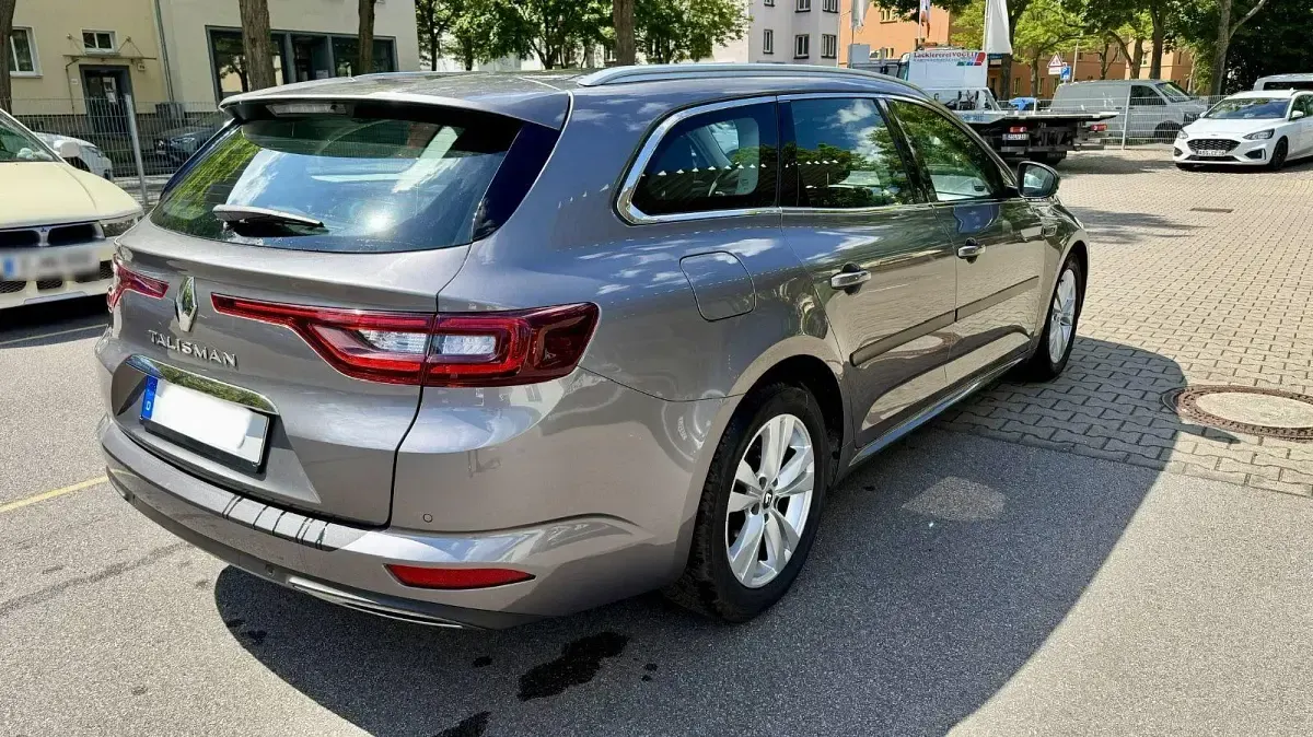 Gebraucht Renault Talisman GrandTour Life 131 PS (96 kW) 2018 Grau Kombi