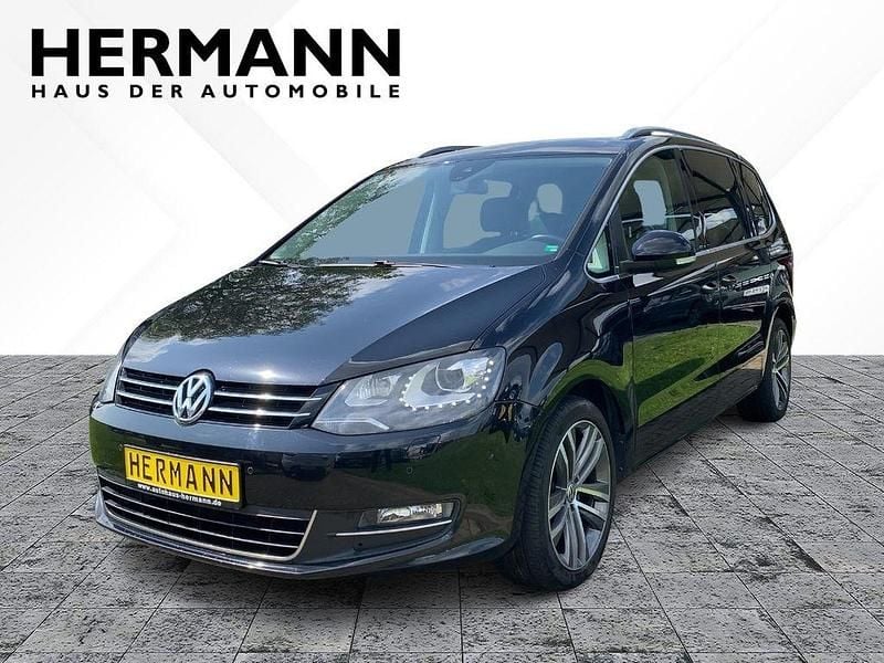Schwarz Gebraucht 2014 VW Sharan Highline Van / Kleinbus | 14.908 € (Etwas zu teuer) - Bild 1/4