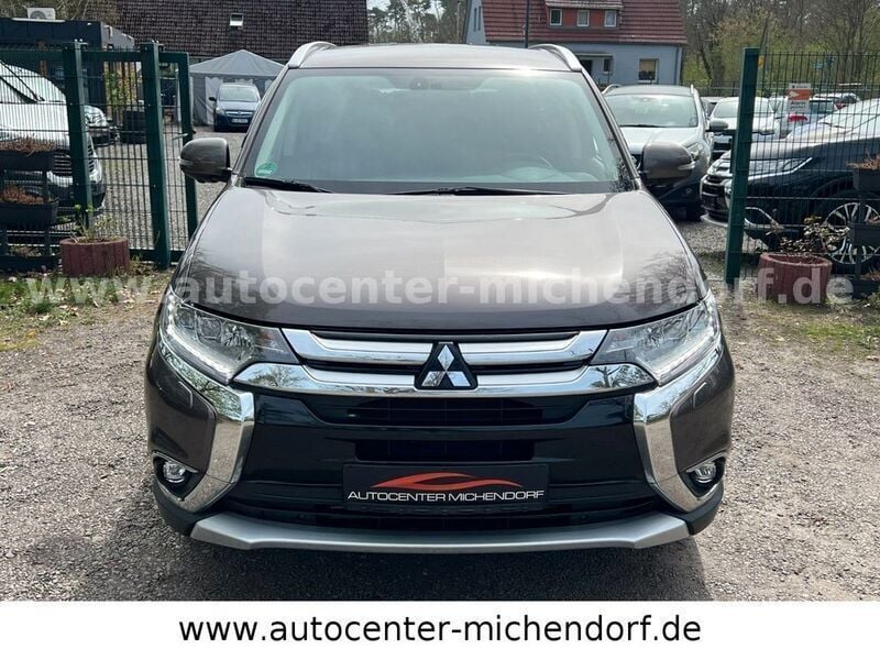 Gebraucht Mitsubishi Outlander 150 PS (110 kW) 2018 Braun SUV