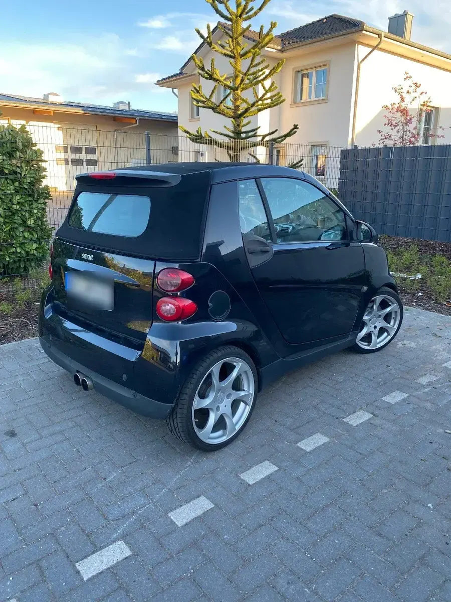 Second-hand Smart Roadster 82 CP (60 kW) 2008 Negru Cabrio